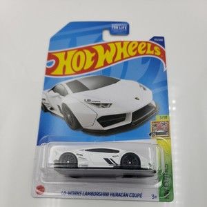Lb-Works Lamborghini Huracan Coupe / HW Exotics / Hot Wheels 2022